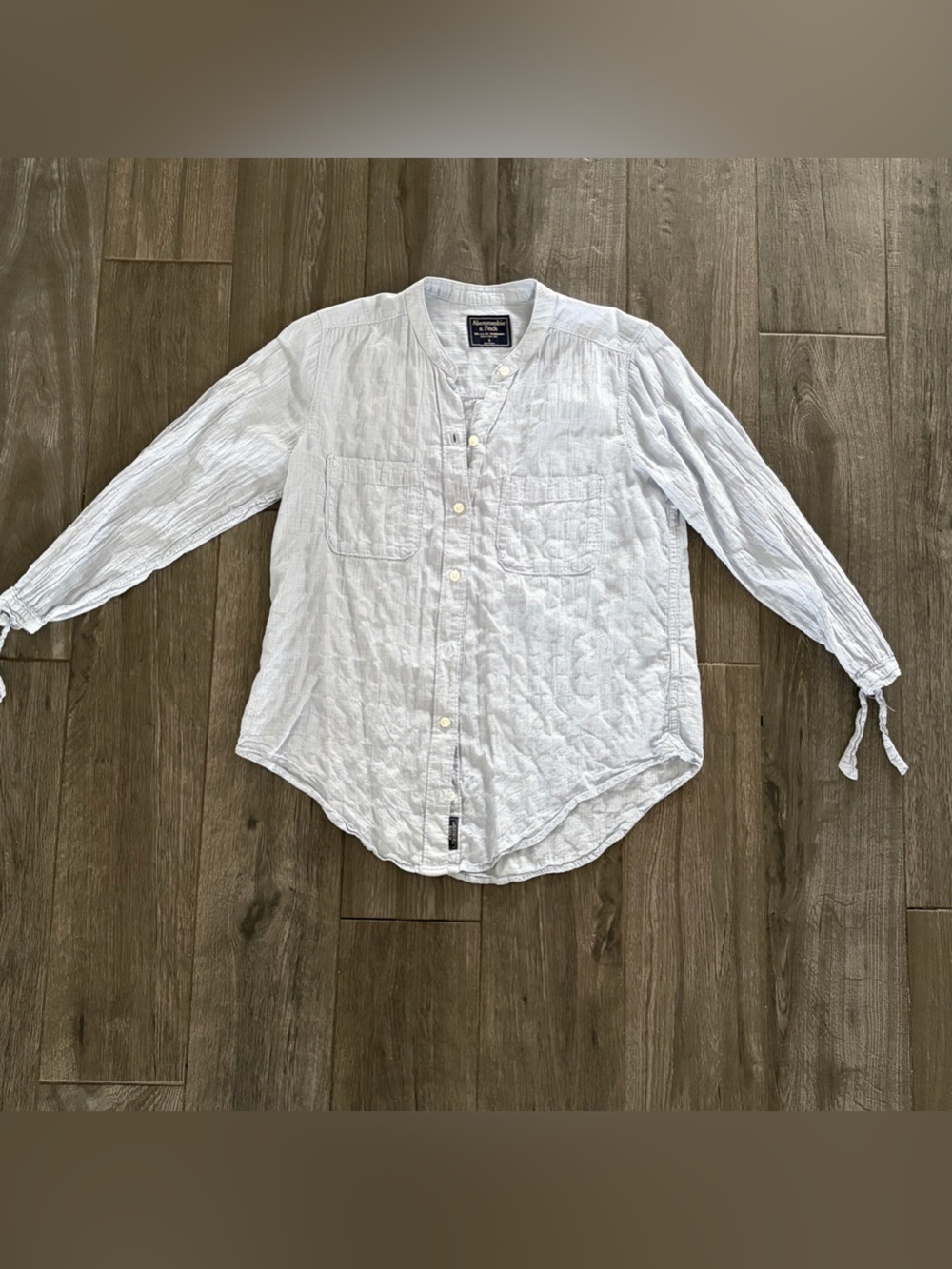Abercrombie Crinkle Cotton Blend Tie Sleeve Top